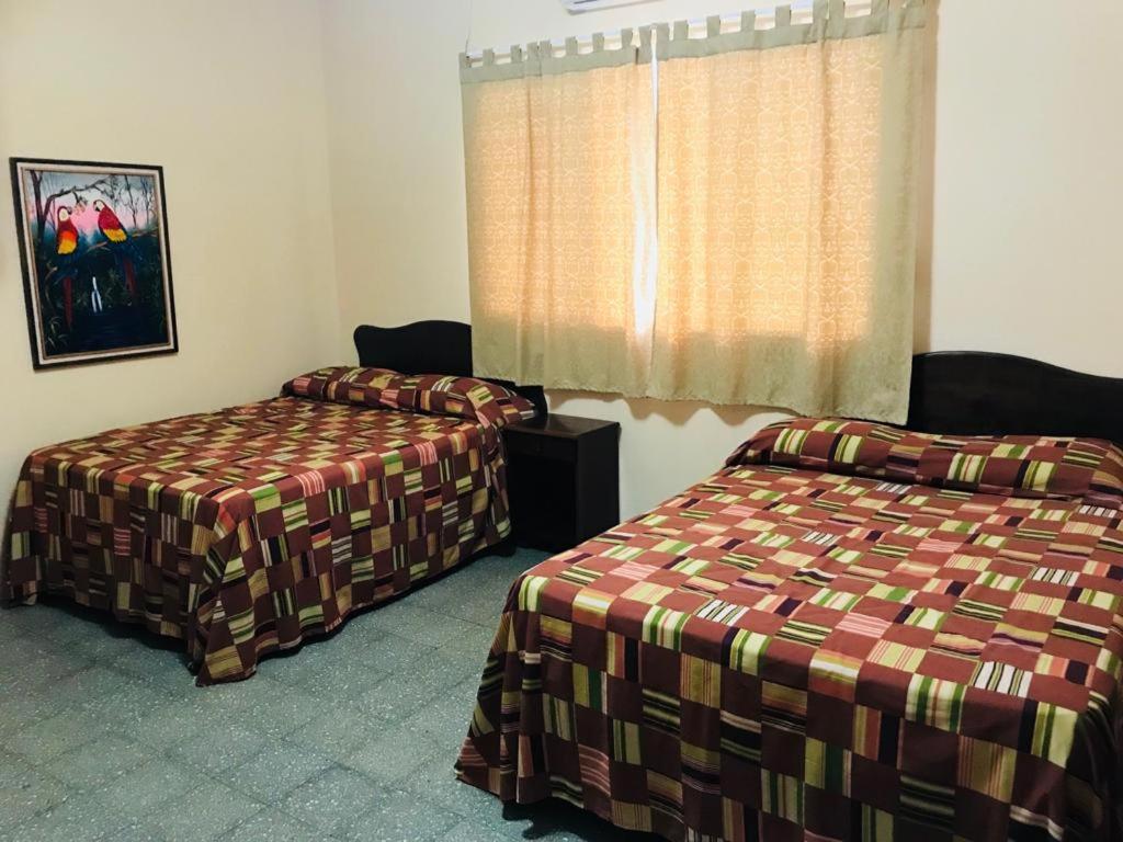 Hotel El Reformador Puerto Barrios Zewnętrze zdjęcie