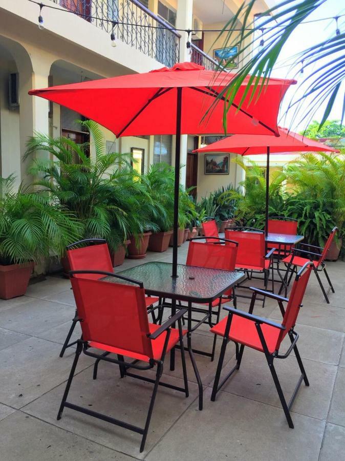 Hotel El Reformador Puerto Barrios Zewnętrze zdjęcie
