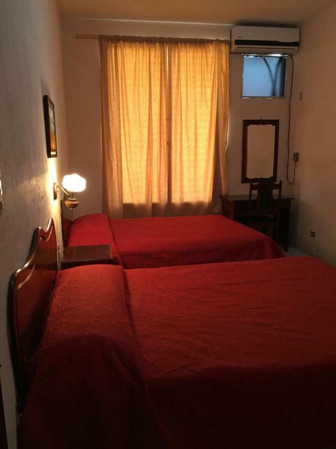 Hotel El Reformador Puerto Barrios Zewnętrze zdjęcie